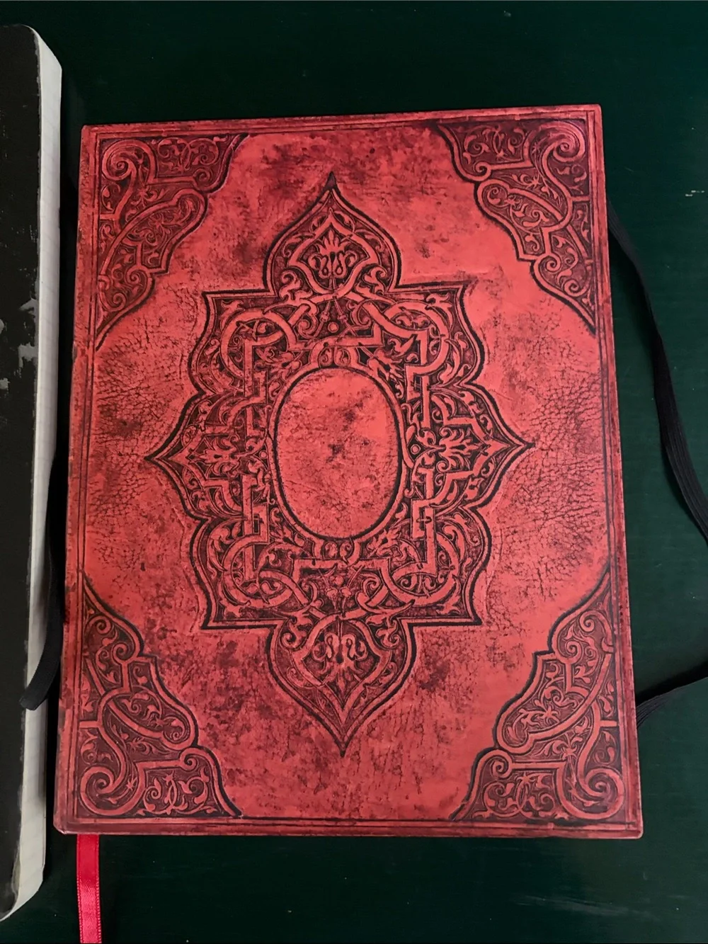 N/A stylish embossed